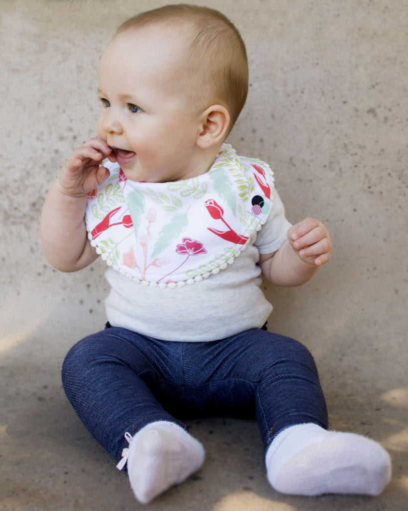 VINTAGE FLORAL | Lace Trim Bib